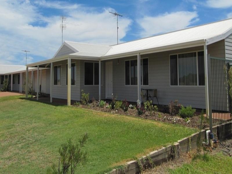 62 Muckenburra Road, Gingin WA 6503