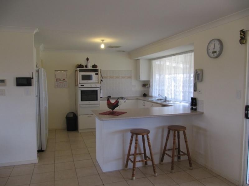 62 Muckenburra Road, Gingin WA 6503