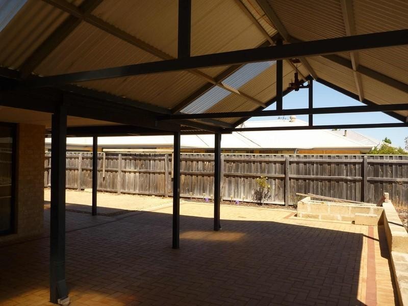 10 Wanarra Close, Ellenbrook WA 6069