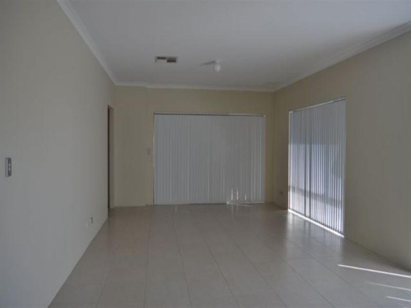 9 Vaspar Link, Aveley WA 6069