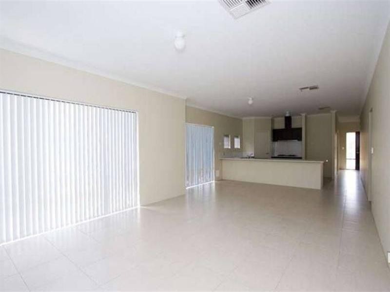 9 Vaspar Link, Aveley WA 6069