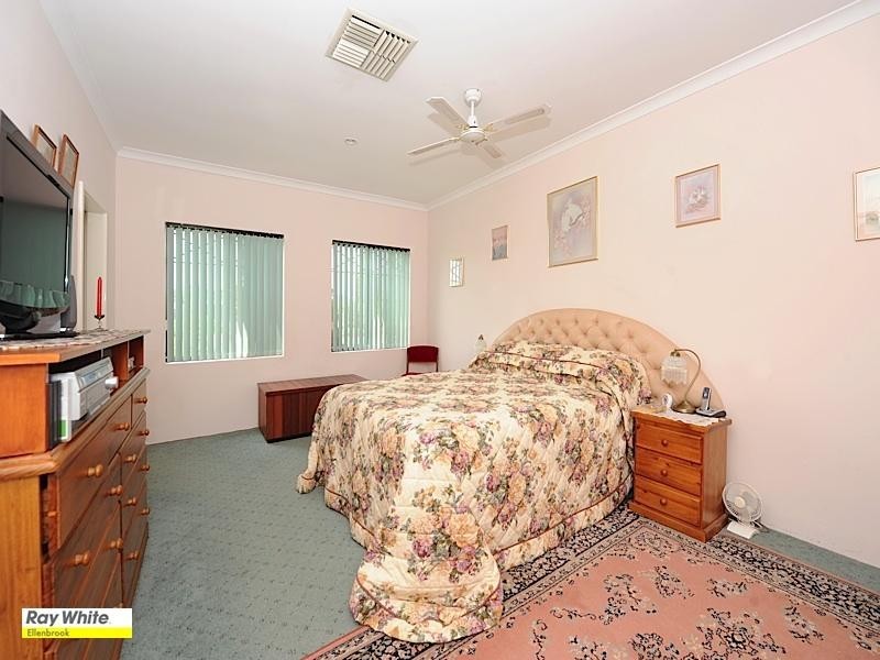7 Vaucluse Crescent, Ellenbrook WA 6069
