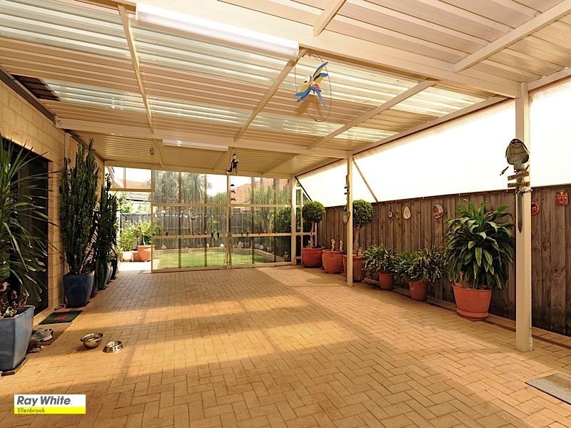 7 Vaucluse Crescent, Ellenbrook WA 6069