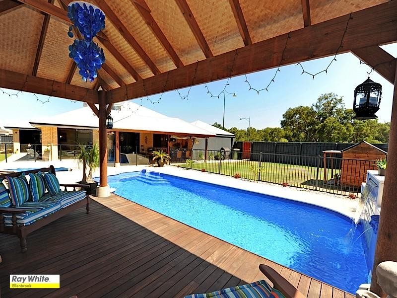 50 Roxburghe Drive, The Vines WA 6069