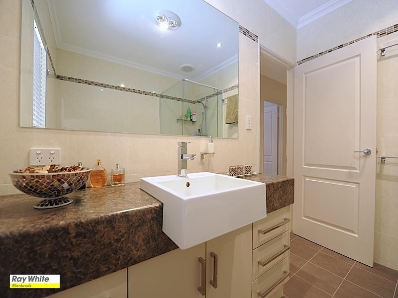 2 Nouveau Turn, Aveley WA 6069