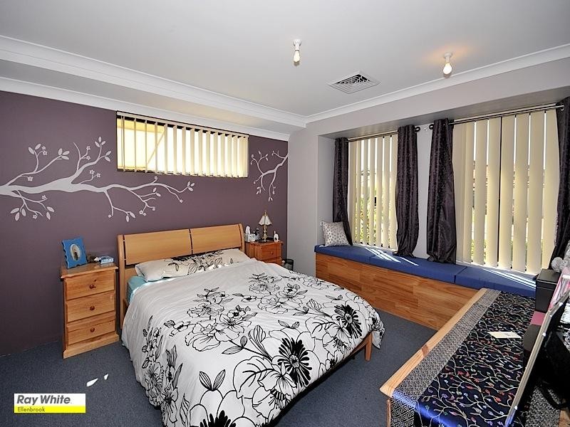 31 Oakhill Heights, Ellenbrook WA 6069