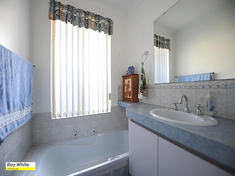 22 Sherbrooke Retreat, Ellenbrook WA 6069