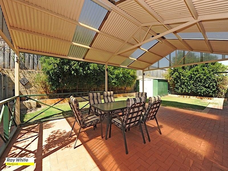 22 Sherbrooke Retreat, Ellenbrook WA 6069