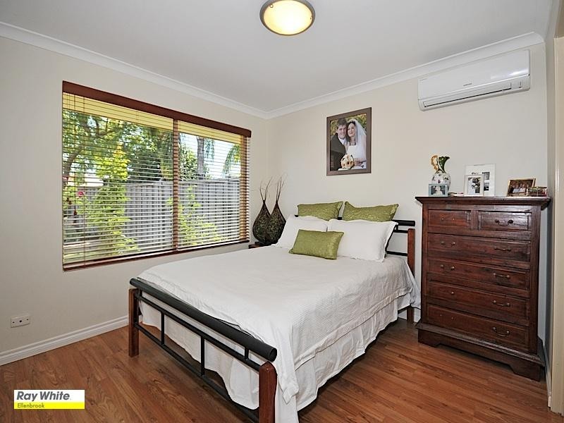 50 Fringe Lily Crescent, Ellenbrook WA 6069