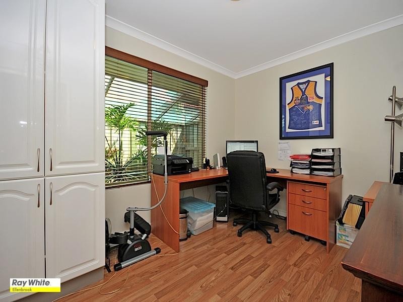 50 Fringe Lily Crescent, Ellenbrook WA 6069