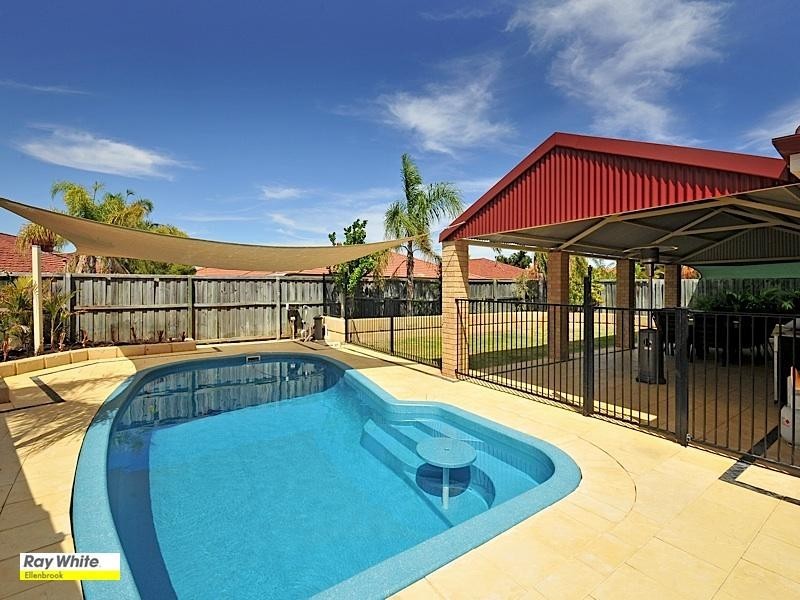 50 Fringe Lily Crescent, Ellenbrook WA 6069