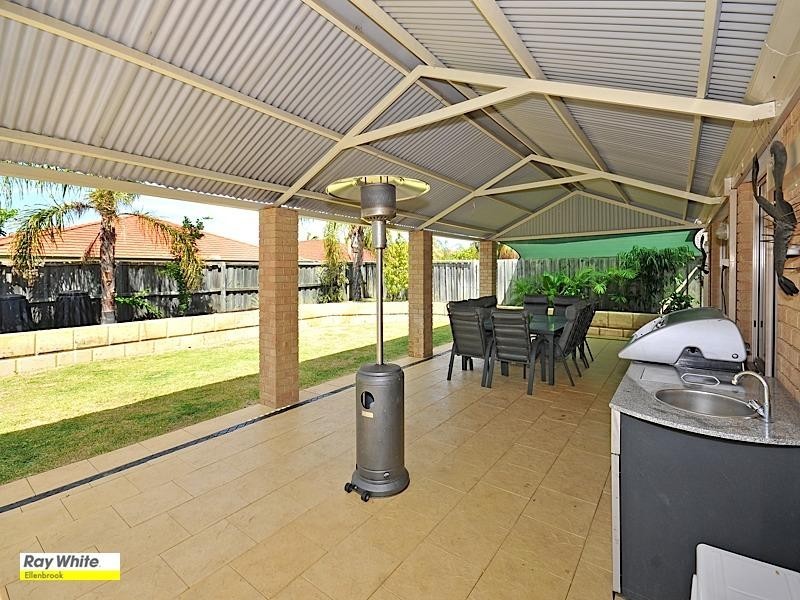 50 Fringe Lily Crescent, Ellenbrook WA 6069