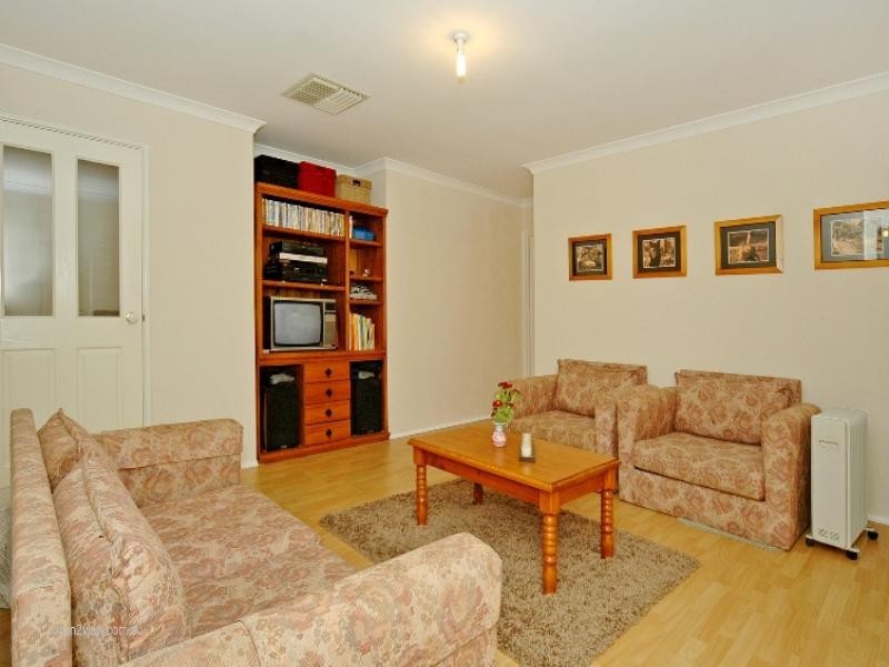 52 Hereford Way, Lower Chittering WA 6084