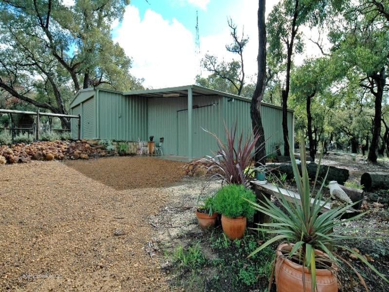 52 Hereford Way, Lower Chittering WA 6084
