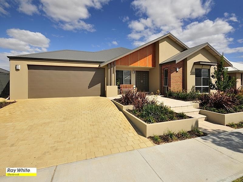 7 Saxon Link, Aveley WA 6069