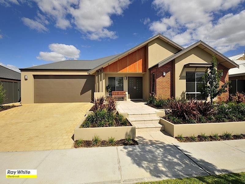 7 Saxon Link, Aveley WA 6069