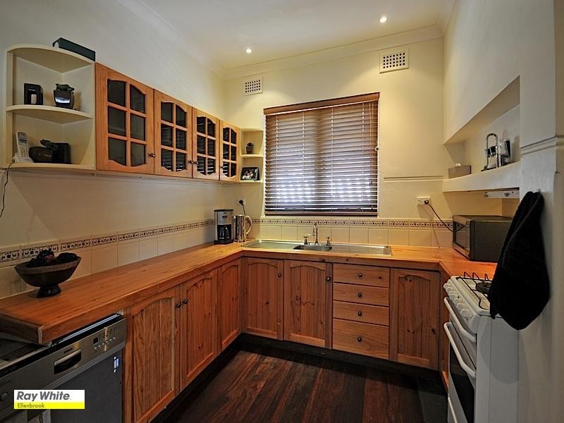 32 Stone Street, Maylands WA 6051