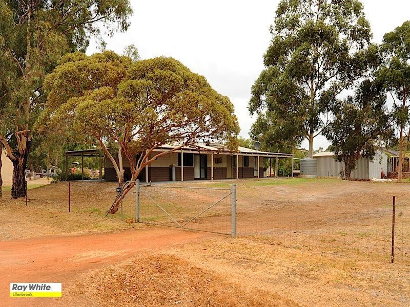 145 Carl Street, Muchea WA 6501