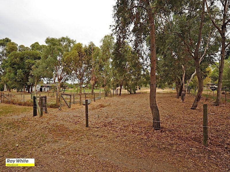 145 Carl Street, Muchea WA 6501