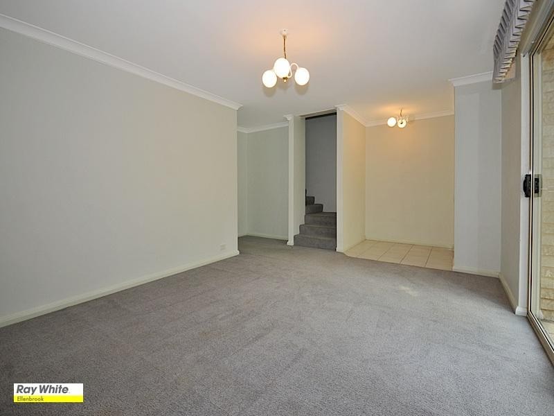 1 Ellenbrook Drive, The Vines WA 6069