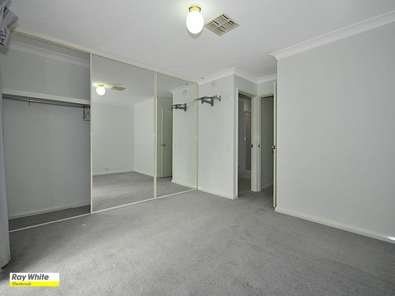 1 Ellenbrook Drive, The Vines WA 6069