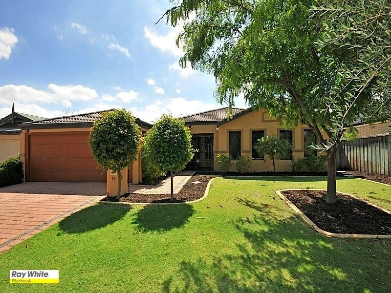 35 Rossini Circle, Ellenbrook WA 6069