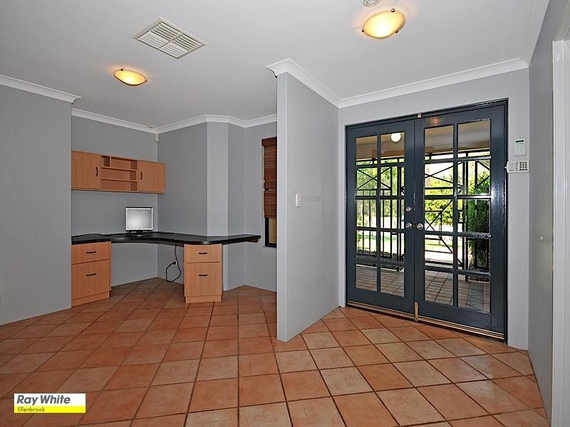 35 Rossini Circle, Ellenbrook WA 6069