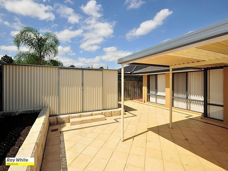 35 Rossini Circle, Ellenbrook WA 6069