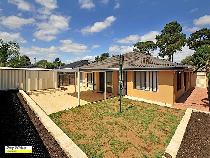 35 Rossini Circle, Ellenbrook WA 6069