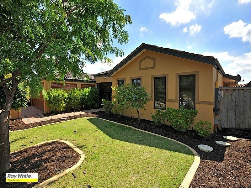 35 Rossini Circle, Ellenbrook WA 6069