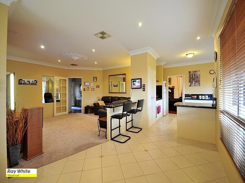 23 Daintree Loop, Ellenbrook WA 6069