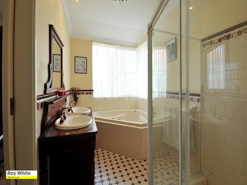 23 Daintree Loop, Ellenbrook WA 6069