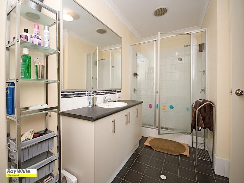 32 Birchmore Gardens, Ellenbrook WA 6069