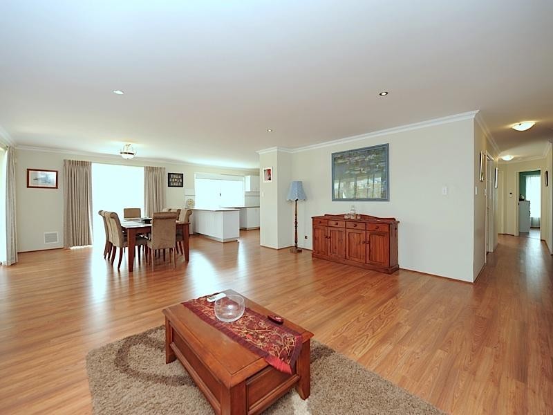 3 Kentchurch Bend, The Vines WA 6069