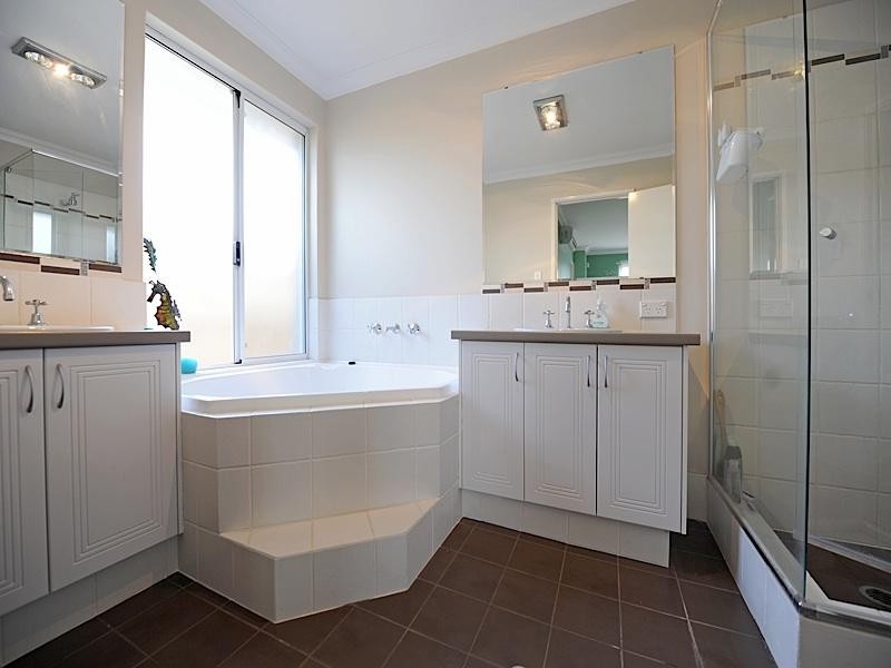 3 Kentchurch Bend, The Vines WA 6069