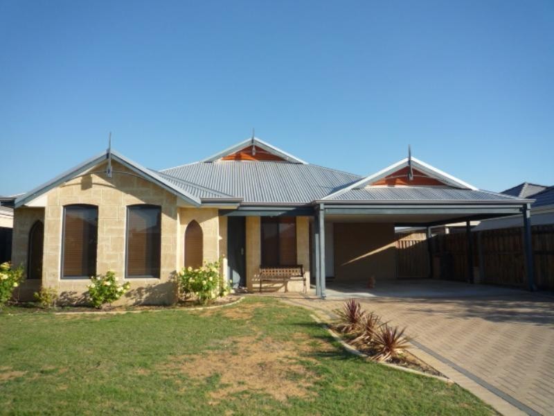 9 Larrawa Circle, Ellenbrook WA 6069