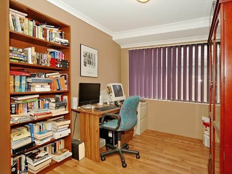 9 Larrawa Circle, Ellenbrook WA 6069