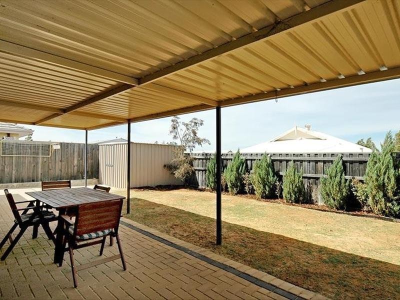 9 Larrawa Circle, Ellenbrook WA 6069