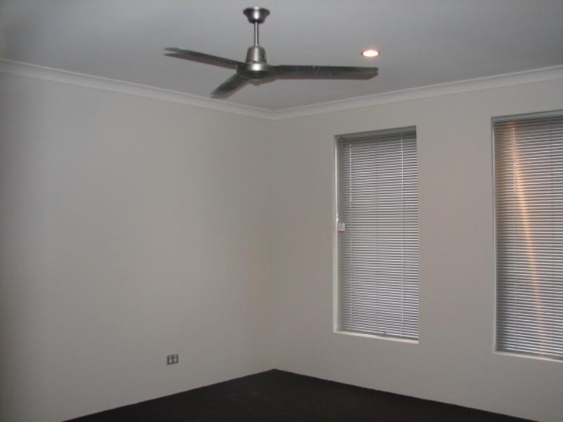 59 Neary Boulevard, Aveley WA 6069