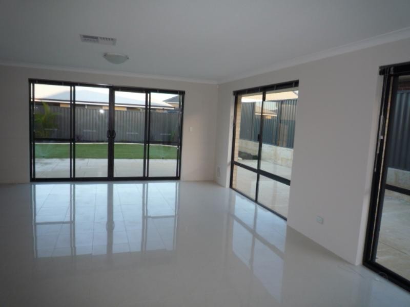 335 Millhouse Road, Aveley WA 6069