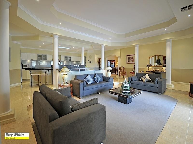 77 Fantail Crescent, Ellenbrook WA 6069