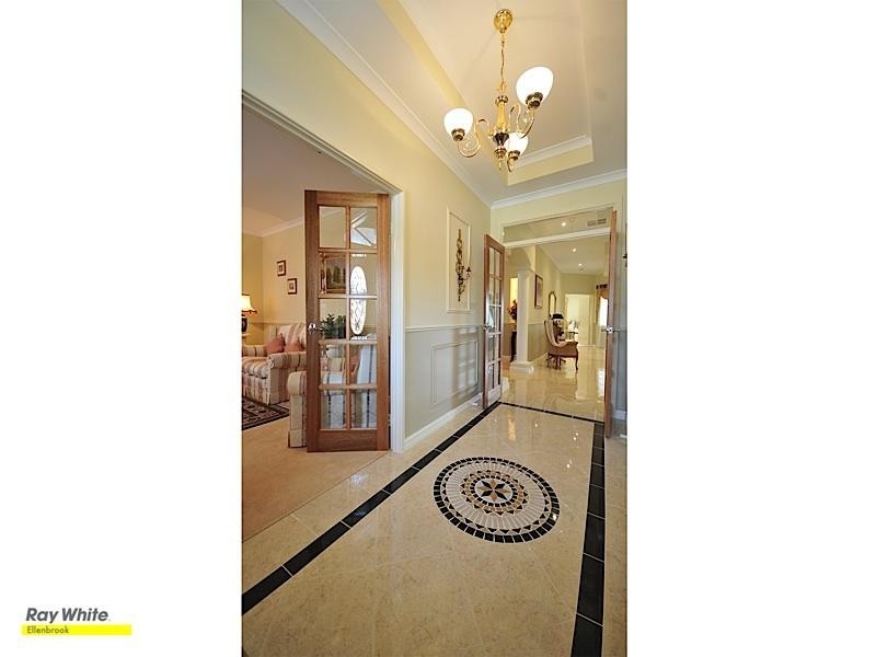 77 Fantail Crescent, Ellenbrook WA 6069