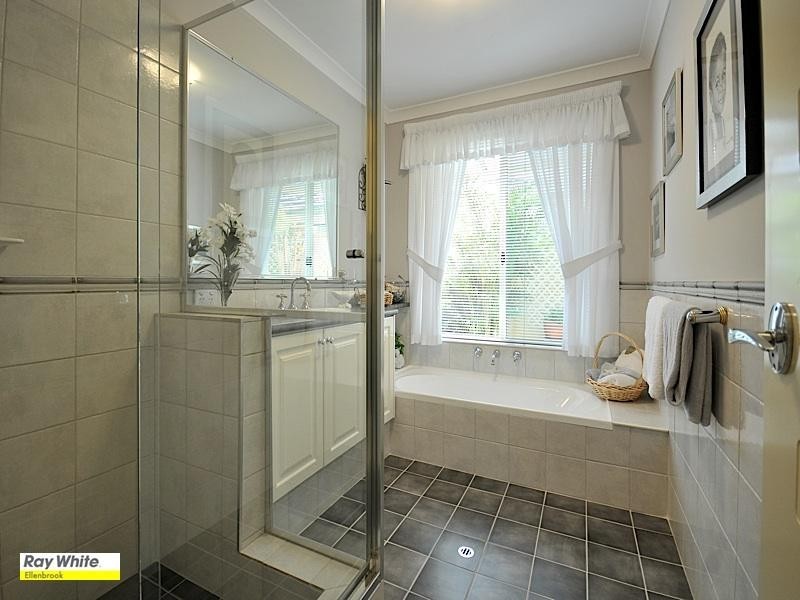 77 Fantail Crescent, Ellenbrook WA 6069