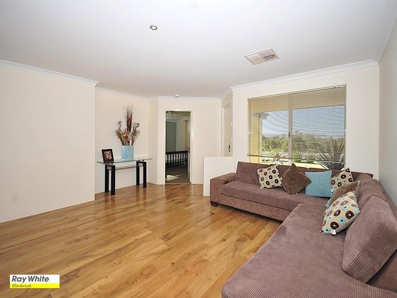 27 Addingham Drive, Ellenbrook WA 6069