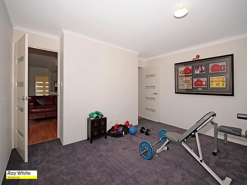 11 Minnow Fairway, Aveley WA 6069