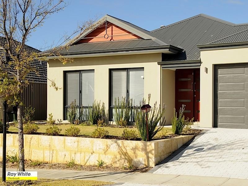 11 Minnow Fairway, Aveley WA 6069