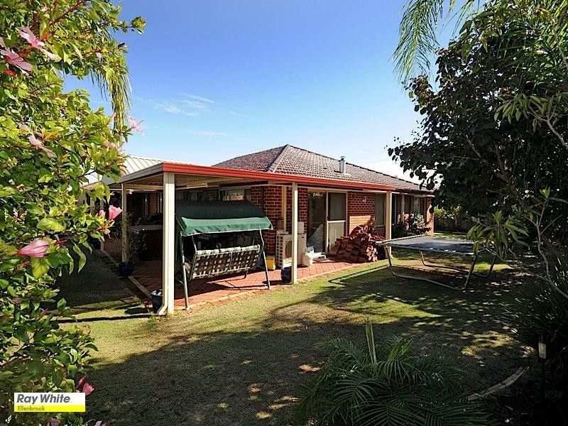 98 Sandown Circle, Henley Brook WA 6055