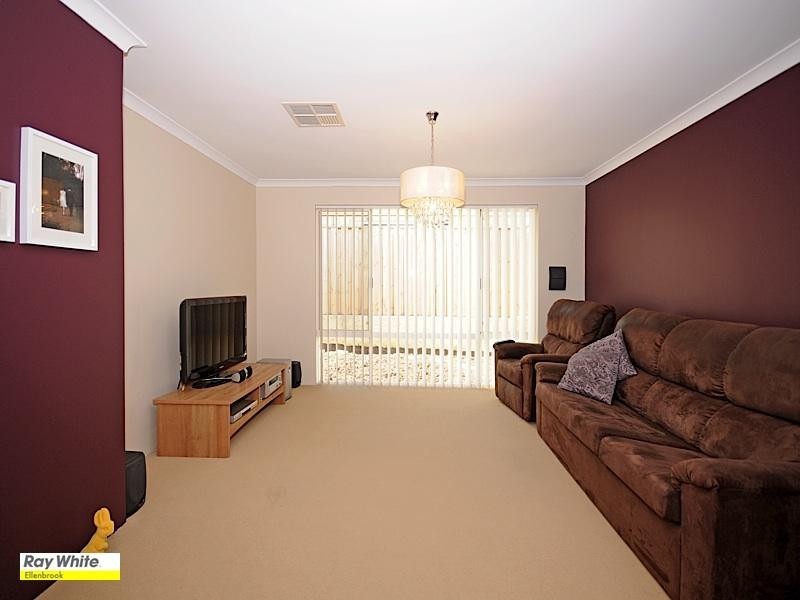 5 Werai Road, Ellenbrook WA 6069
