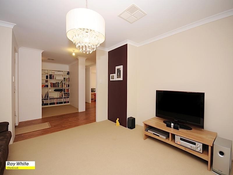 5 Werai Road, Ellenbrook WA 6069