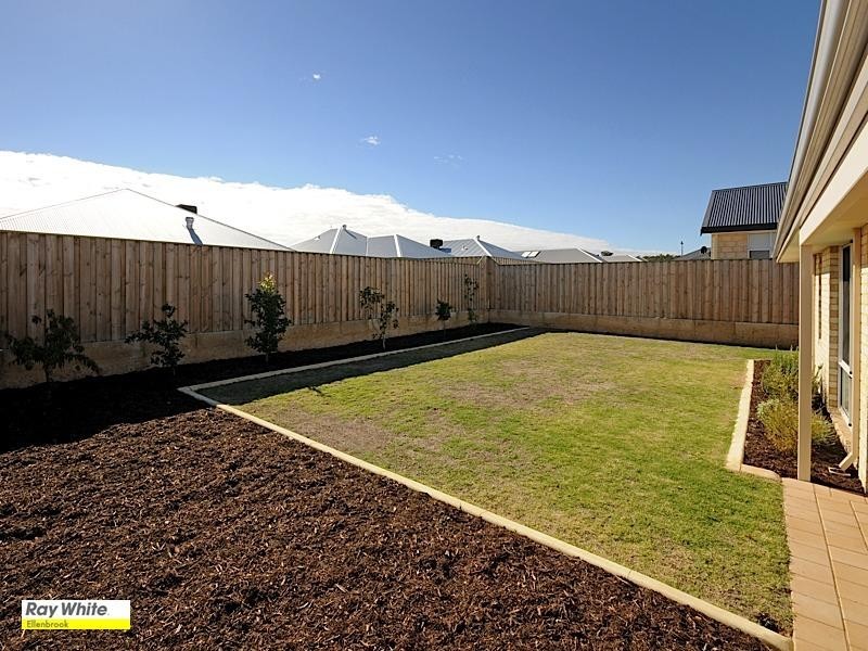 5 Werai Road, Ellenbrook WA 6069